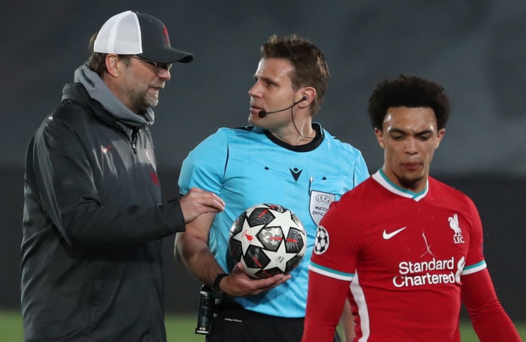 斯基拉：米兰正考虑二队换帅，人选含塔索蒂、奥多、阿奎拉尼