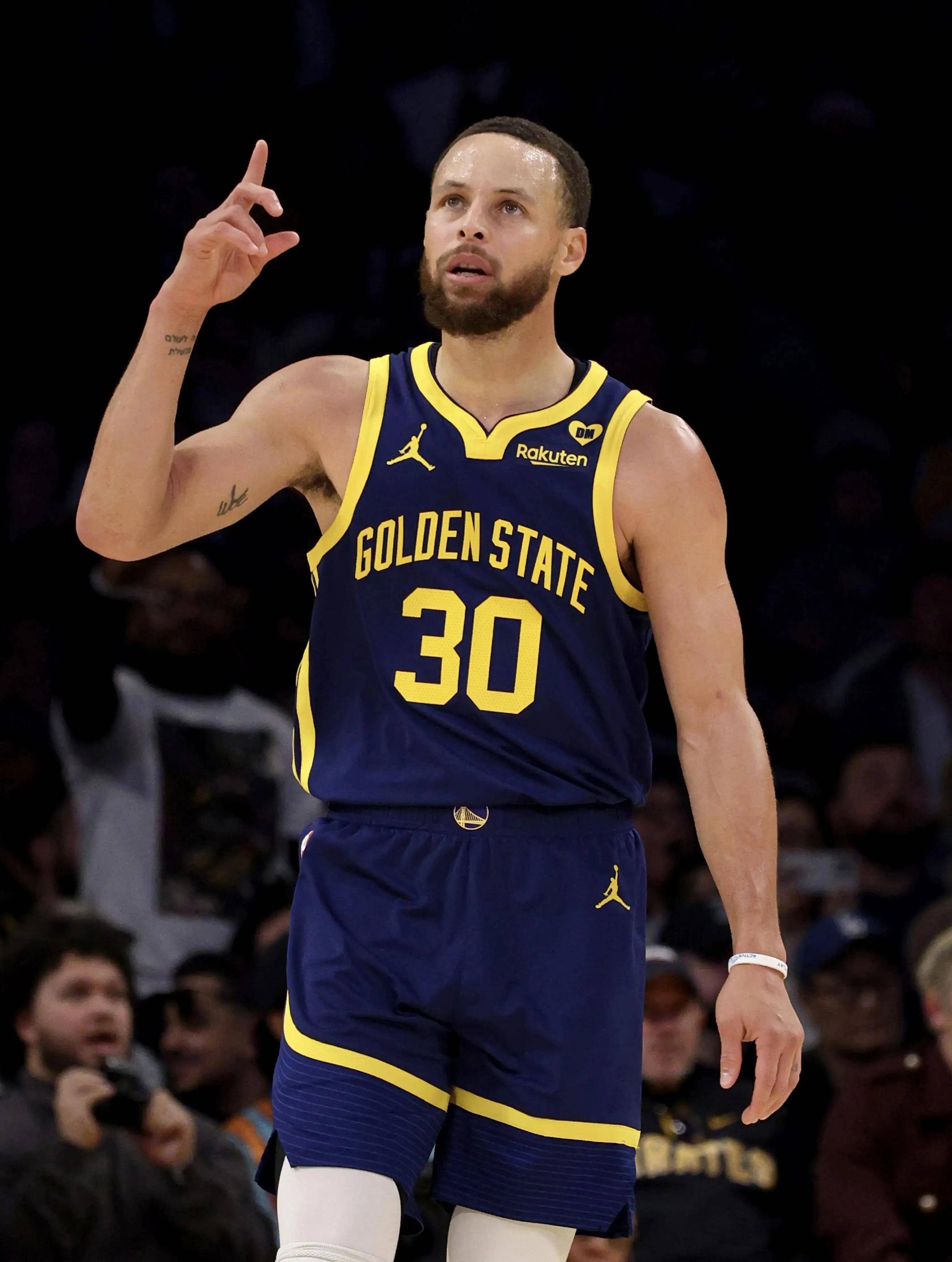 NBA首轮 NBA首轮